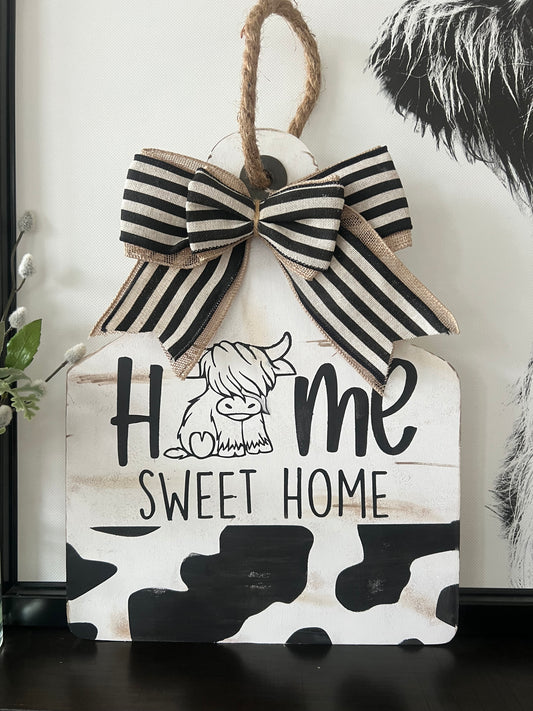 15'” Cow and Tag Welcome Door Hanger