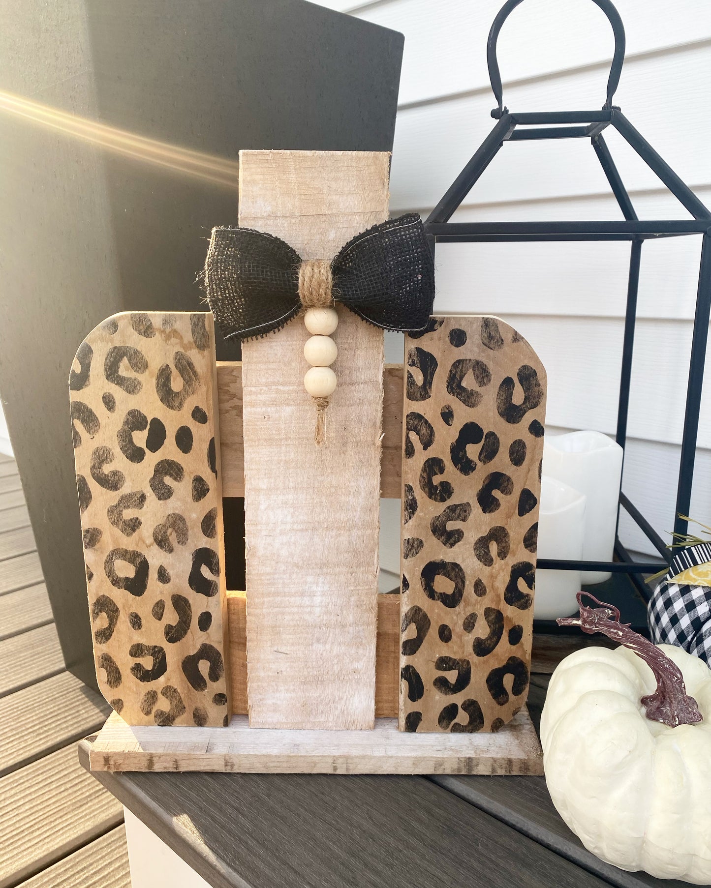 Medium Leopard Pallet Pumpkin