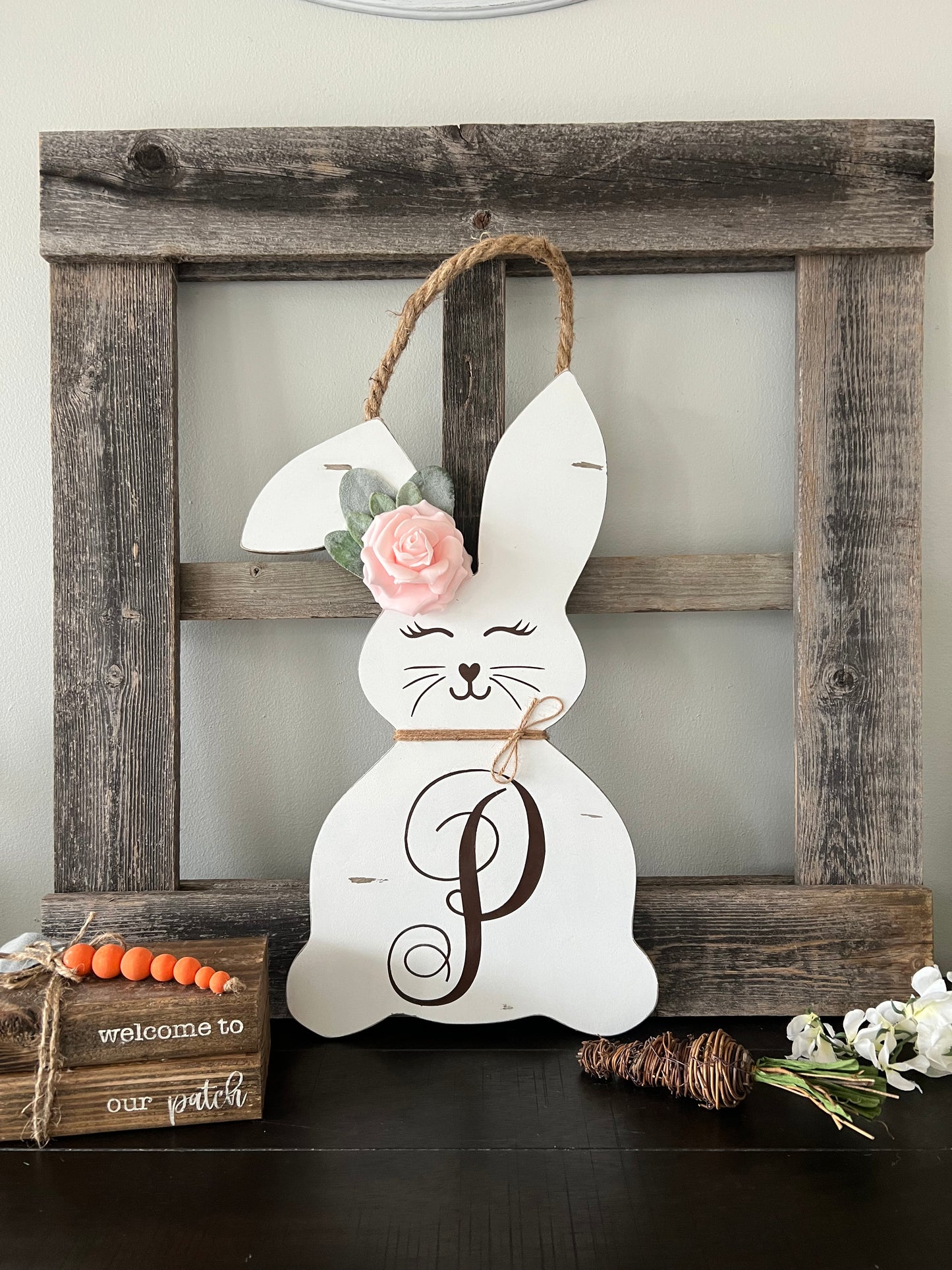 18'' Bunny Door Hanger