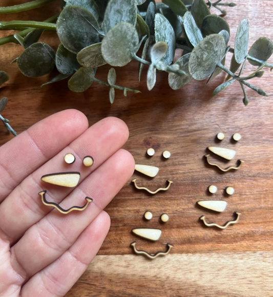 Tiny Snowman Face Cut Outs