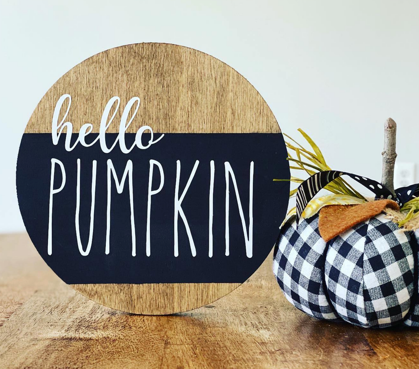 6” Hello Pumpkin Sign