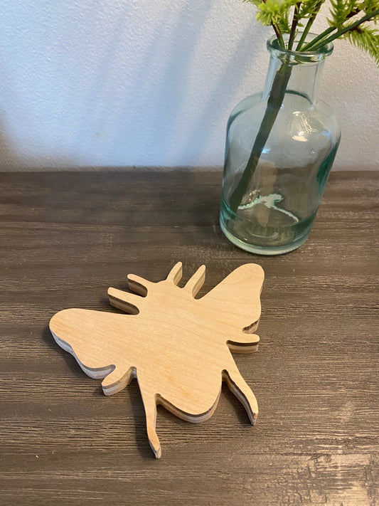 4'' Bee Wood Cut Out