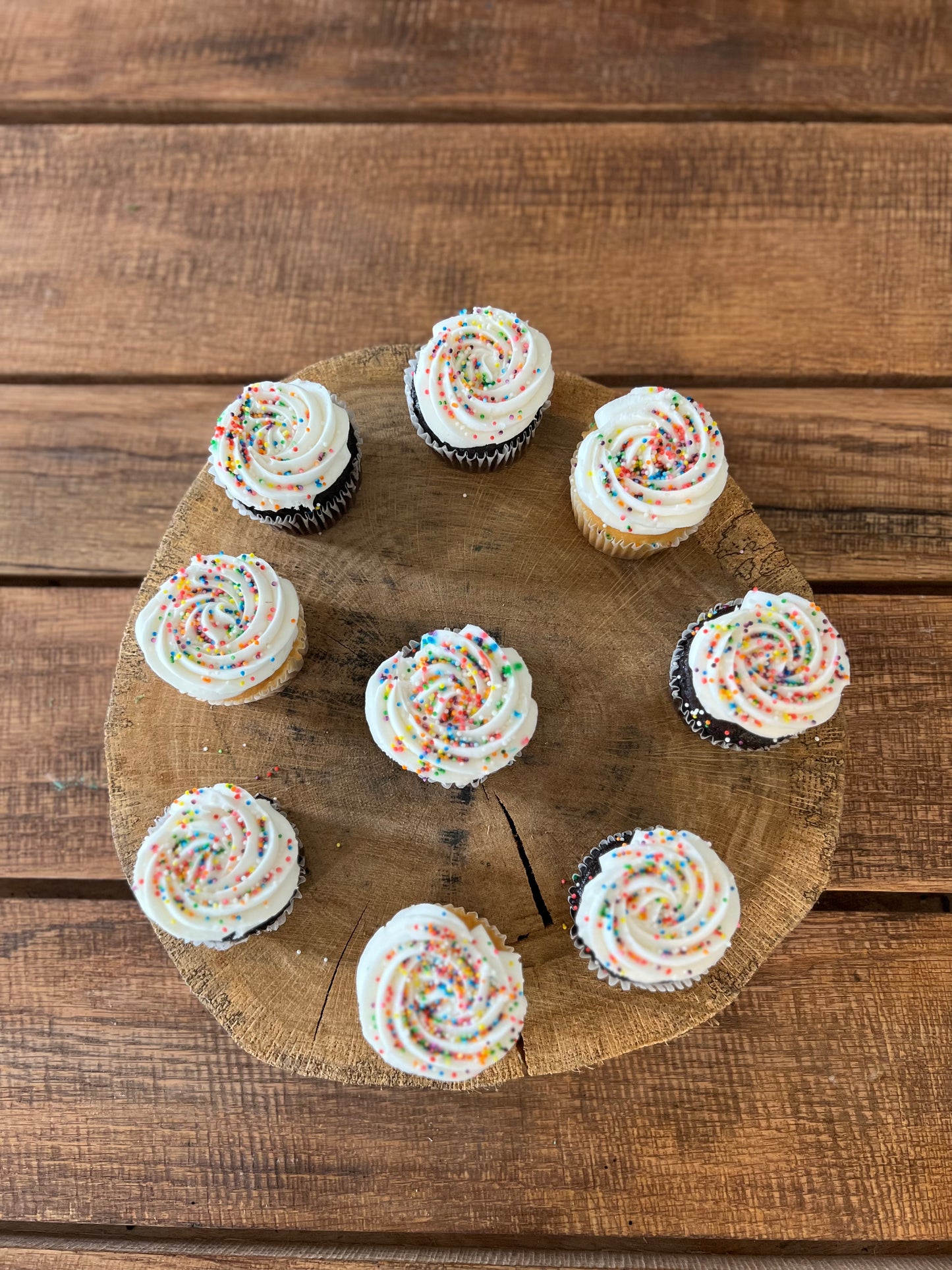 Wood Slice Cupcake/Treat Stand