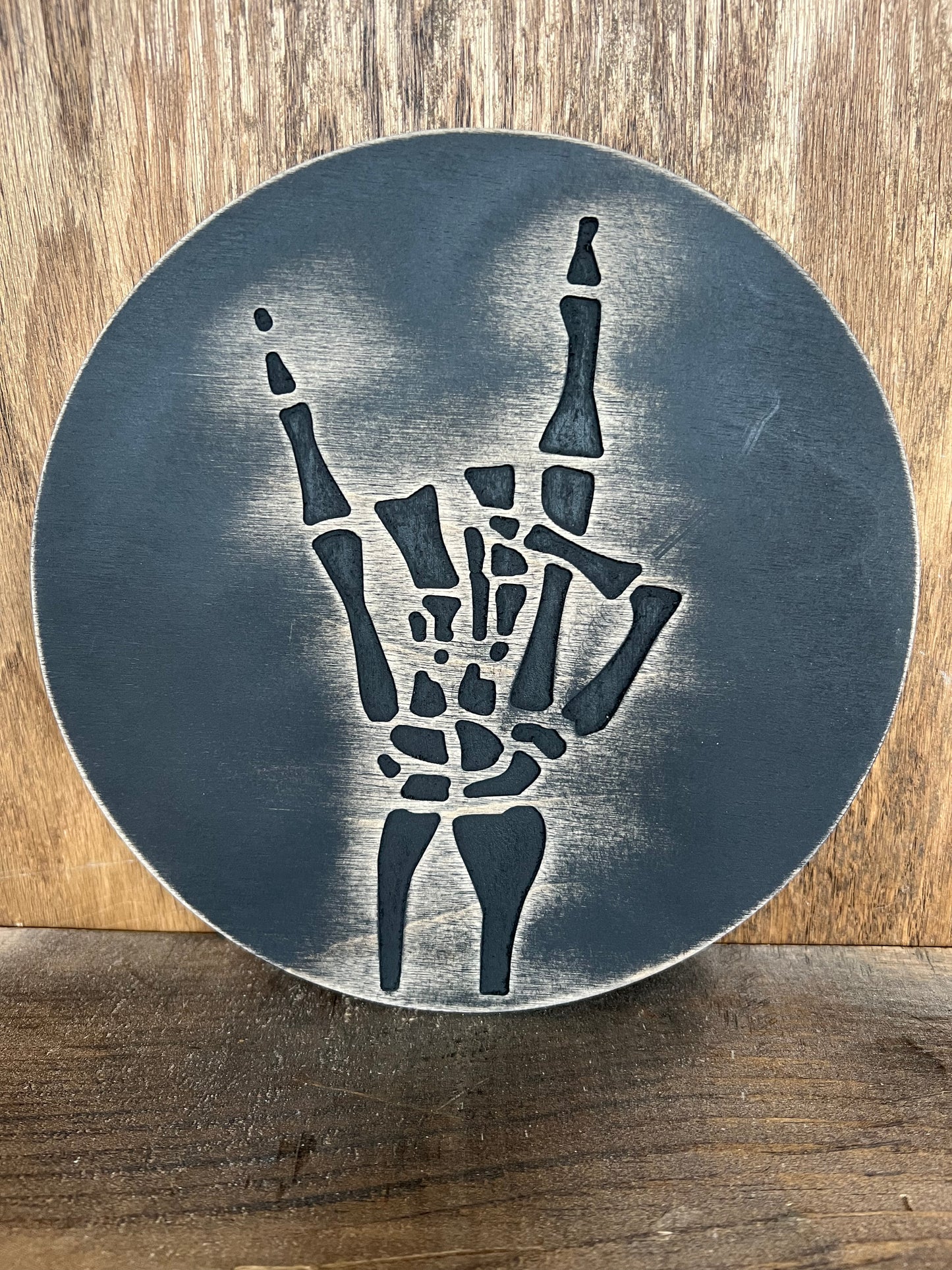 10” Rocking Skeleton Hand Sign