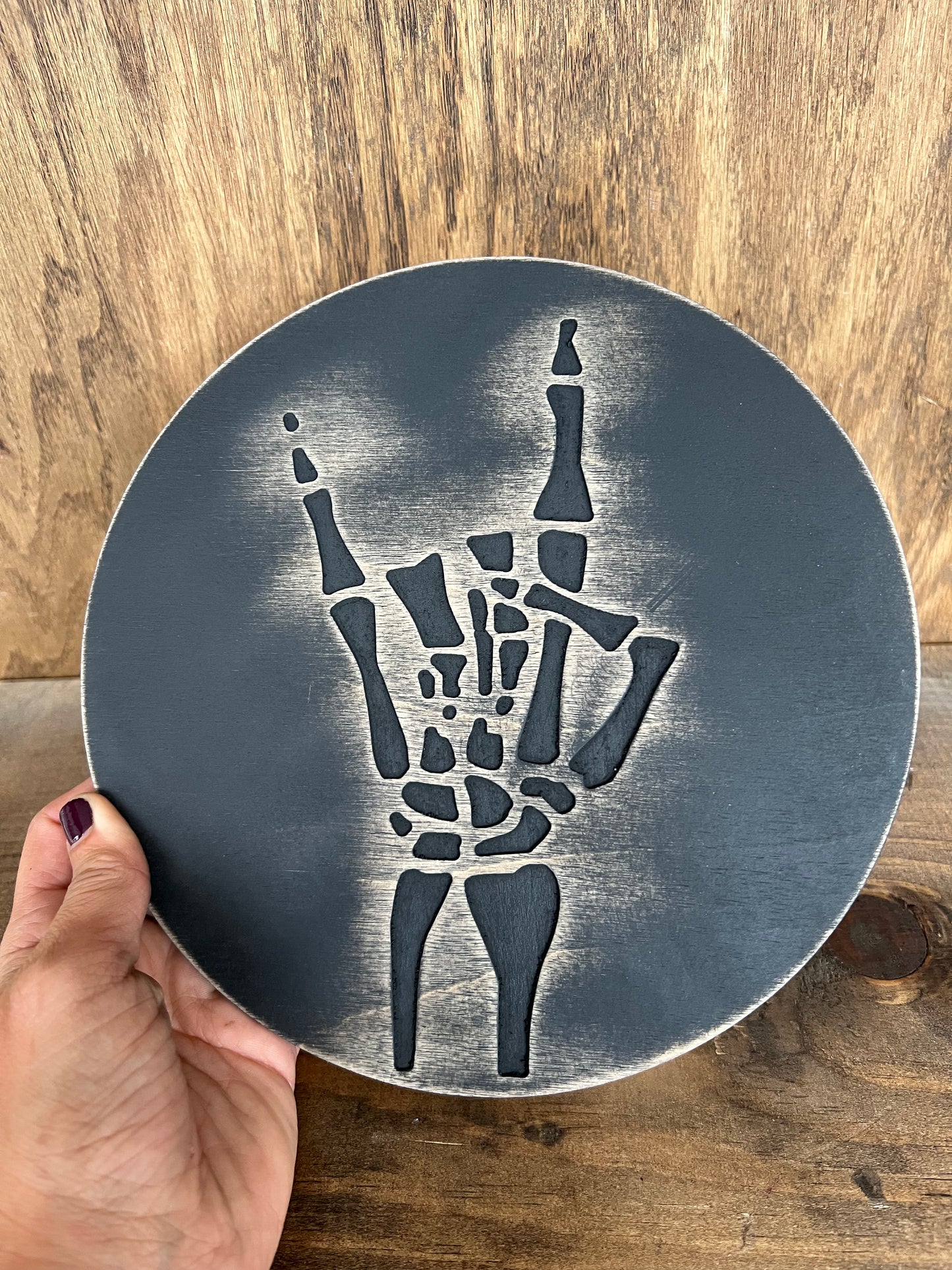 10” Rocking Skeleton Hand Sign