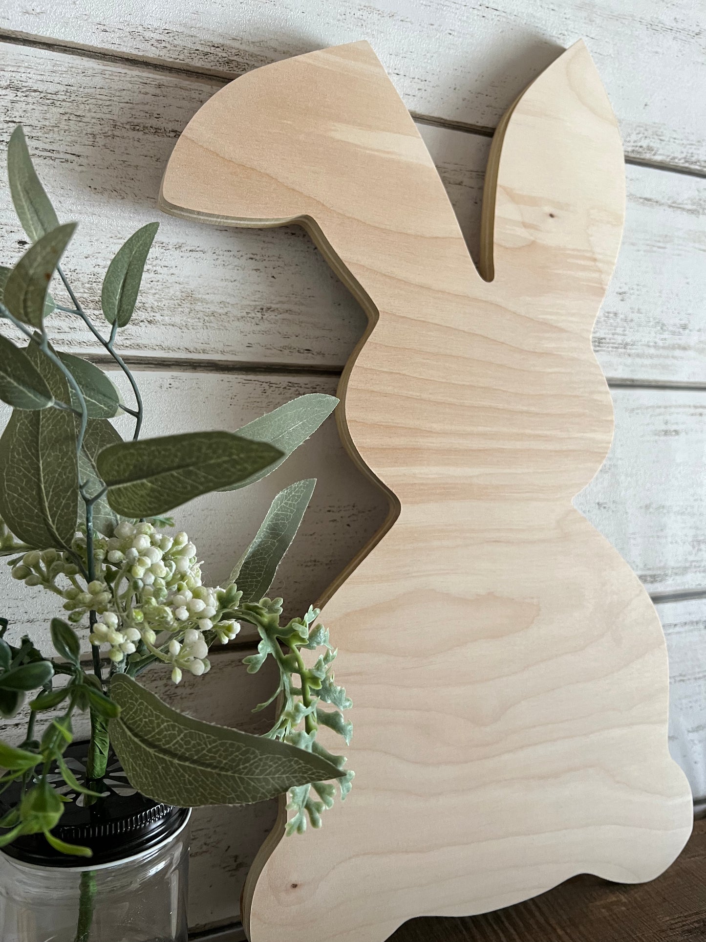 18'' Bunny Wood Cut Out