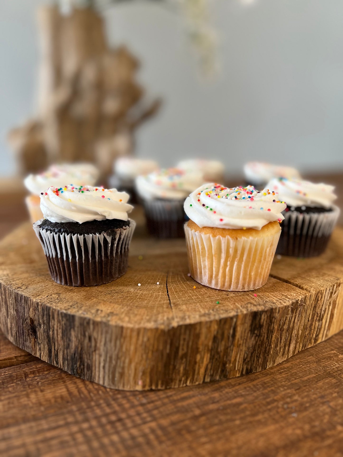 Wood Slice Cupcake/Treat Stand