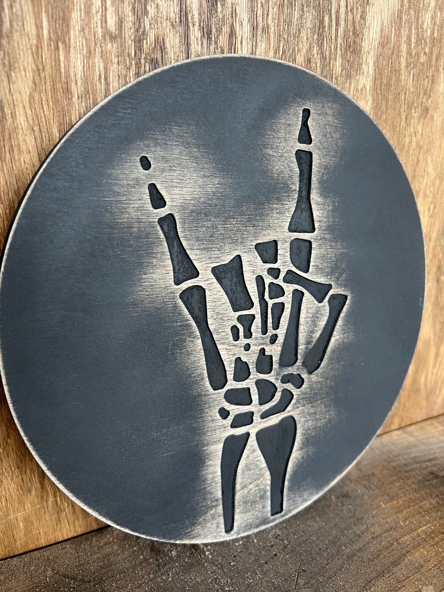 10” Rocking Skeleton Hand Sign